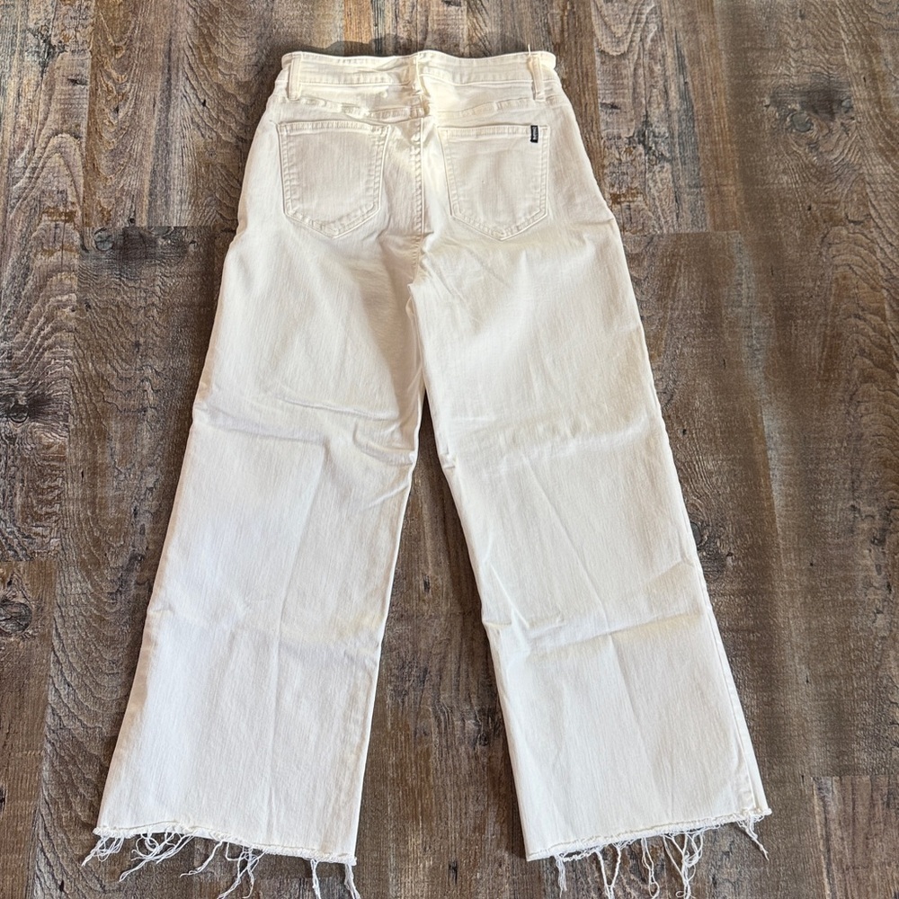Buffalo | Leigh - Hi Rise Wide Leg Crop Jeans - Picture 8 of 10